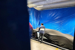 Фото дня: неизвестный гиперкар Xiaomi, который готовятся показать на MWC 2026