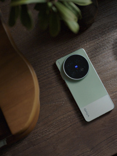 Фотофлагман Vivo X300 Ultra с топовой камерой и всеми аксессуарами показали на живых фото