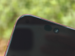 Этого не показывали на презентации: iPhone 18 Pro получил датчик в углу экрана
