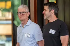 А ловко ты это придумал, Тим Кук. Бывший глава Apple за 2027 финансовый год получит 47 миллионов долларов — ненамного меньше нового CEO Джона Тернуса