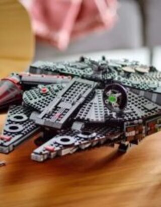 LEGO выпустила новые наборы по «Звёздным войнам» — с хорошим Дартом Вейдером и плохим Джа-Джа Бинксом