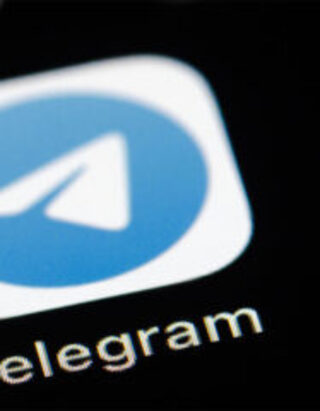 В Telegram с праздничным обновлением добавили суперканалы, звёздные реакции и многое другое