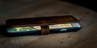 Роскомнадзор частично ограничил доступ к Telegram и WhatsApp в Крыму