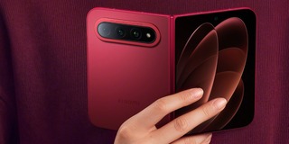 Ответ на Galaxy Z&nbsp;Fold 8: вишнёвый Xiaomi 18 Fold показали до презентации
