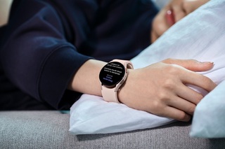 Серия Galaxy Watch получит функцию мониторинга апноэ во сне