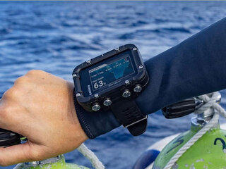 Владельцы Garmin Descent X30 получили новые настройки экрана и навигации