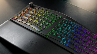 Компания Razer представила эргономичную клавиатуру Pro Type Ergo для профессионалов