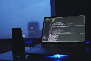 Власти Франции начнут массовую миграцию с Windows на Linux этой осенью