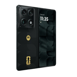 Компания Motorola представила в Индии смартфон Razr Fold со спецверсией