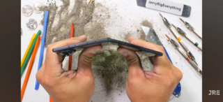 Galaxy Z Fold 8 прошёл проверку на изгиб, но царапается легко