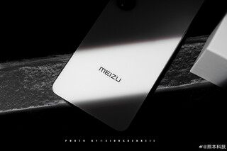 Монстр автономности от Meizu замечен в базе регулятора