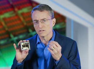 Клиенты Intel смогут получать новые процессоры за год до их выхода на рынок