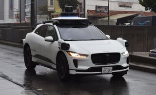 Waymo получит $5 млрд от материнской Alphabet на развитие автопилота