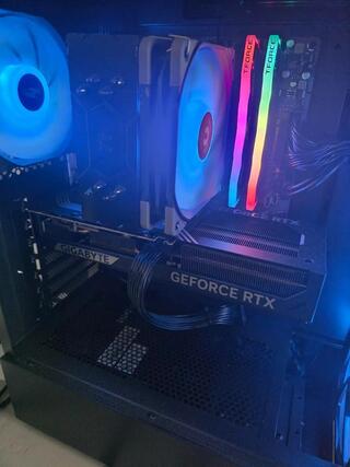 Счастливчик приобрёл ПК на Ryzen 9 7900 с RTX 5070 и 32 ГБ DDR5 в два раза дешевле его текущей цены
