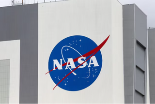 IBM совместно с NASA запустили ИИ-инструмент для картирования льда и кратеров на Луне