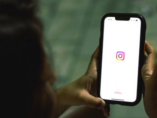В Германии суд обязал Meta* отвечать за мошенническую рекламу в Instagram**
