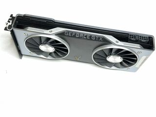 Пользователь купил прототип видеокарты GeForce GTX 2080, с поддержкой трассировки лучей