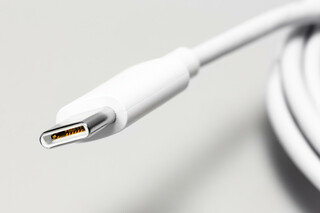 Apple запустила в разработку iPhone 15 с разъемом USB-C вместо Lightning