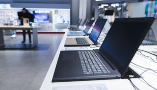 Продажи ноутбуков в России в июле снизились на 22% год к году