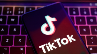 TikTok запускает кнопку "Не нравится" в разделе комментариев по всему миру