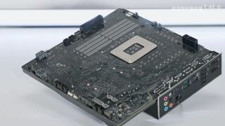 ASUS разработала материнские платы DIY-APE Revolution - выступающие разъемы расположены с тыльной стороны