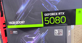 Судя по упаковке Gainward GeForce RTX 5080, видеокарта получит 16 ГБ памяти GDDR7