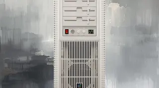 Представлен компьютер Maingear Retro98 с "винтажным" дизайном и топовой начинкой почти за $10 000