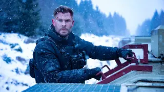 Netflix запустил в производство "Тайлер Рейк: Операция по спасению 3" с Крисом Хемсвортом и Идрисом Эльбой