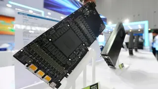 Китайскую RTX 5090 с 96 ГБ памяти выставили за $3888 - втрое больше VRAM, но подлинность карты вызывает вопросы