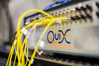 В Нидерландах QMware и QuiX Quantum создадут первый гибридный ЦОД с квантовыми и HPC-технологиями 