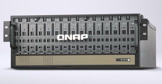 Модуль расширения QNAP TL-R6020Sep-RP рассчитан на 60 накопителей LFF суммарной ёмкостью 1 Пбайт 