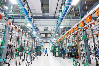 AMD продала Sanmina производственное подразделение ZT Systems и тут же сделала её ключевым партнёром