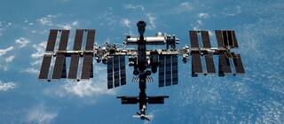 SpaceX поможет NASA уничтожить космическую станцию за 843 миллиона долларов