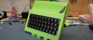 Ютубер показал, как собрать ZX Spectrum из новых деталей