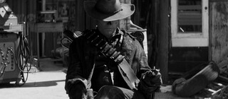 Тодд Говард рассказал, что культовую фразу "Война никогда не меняется" чуть не вырезали из сериала Fallout