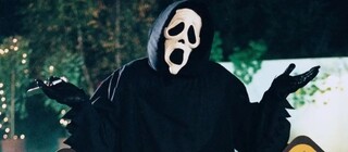 В сеть утёк трейлер "Очень страшного кино 6" с пародиями на главные хорроры последних лет