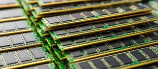 Глава Dell заявил, что спрос на память для ИИ вырастет в 625 раз к 2028 году, и покупателям придётся платить любую цену