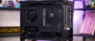Геймер собрал компактный ПК с RTX 5060 и спровоцировал спор с защитниками ноутбуков