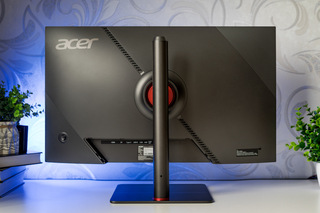 Этот монитор с хабом подсвечивает клавиатуру (!) и вращается. Обзор Acer Nitro XV275U V