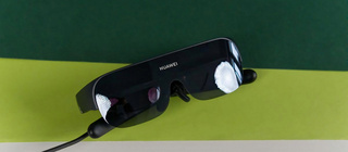 Huawei представила очки, которые заменяют 120-дюймовый экран 