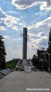 Памятник "Журавли"