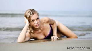 adrienn-blonde-beauty