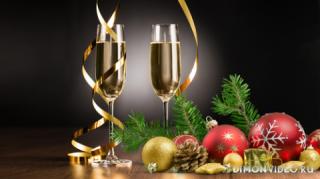 decoration-champagne-novyi-god-bokaly