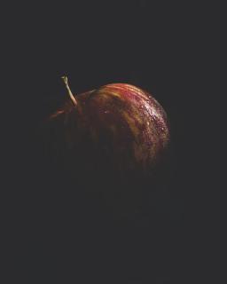 Темные обои: капли, фрукт, макро, яблоко