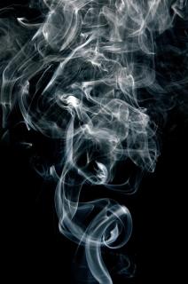 Обои: дым, темный фон, пелена, клубки дыма