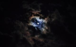 Темные обои: тучи, луна, ночь